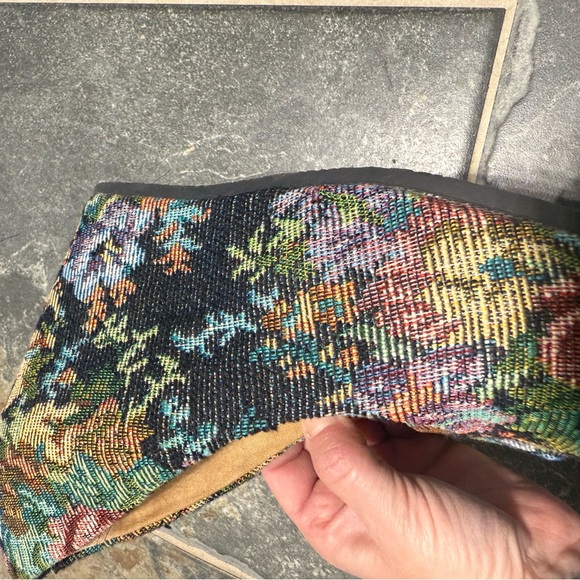 Aldo Wedges. Size 7 - Picture 12 of 16